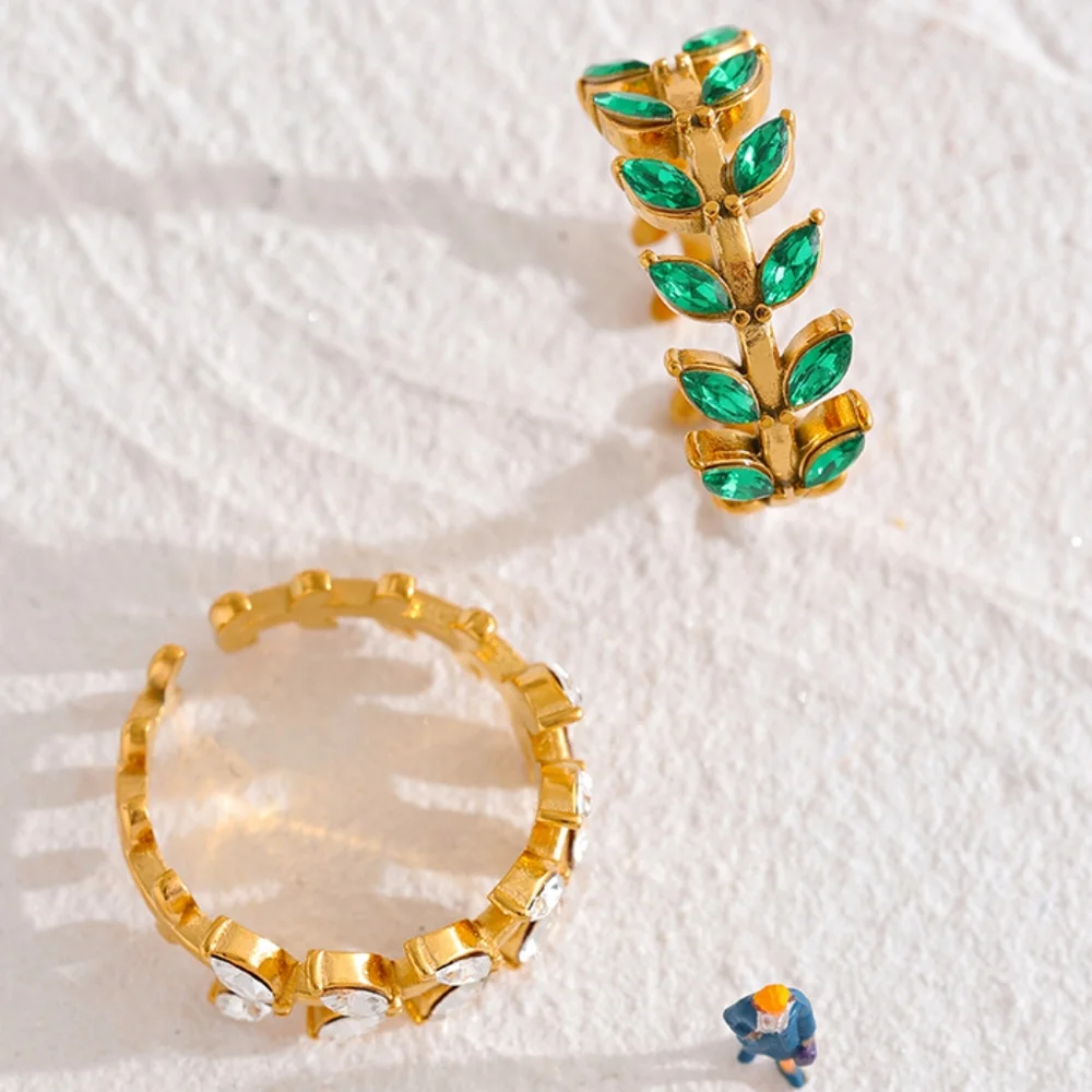 Pretty Green Diamonds Adjustable Ring - Picture 2 of 6